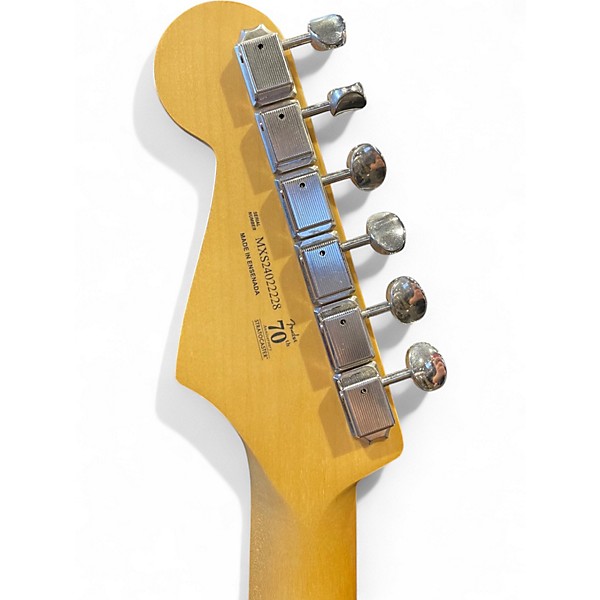 Used Fender PLAYER II STRATOCASTER 3 Tone Sunburst Solid Body Electric Guitar