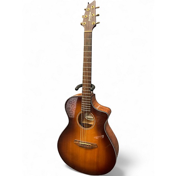 Used Breedlove Discovery Concert Natural Acoustic Guitar
