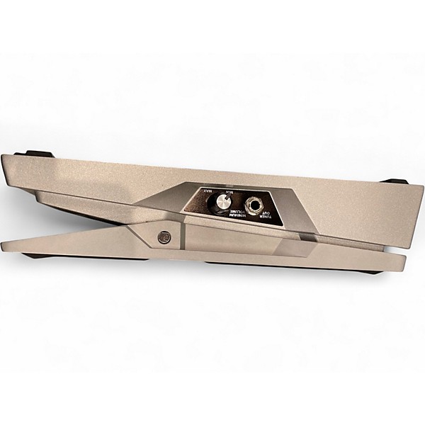 Used BOSS FV500L Stereo Volume Pedal