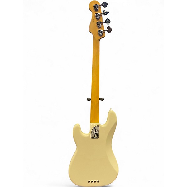 Used Fender American Professional II Precision Bass Olympic White Electric Bass Guitar