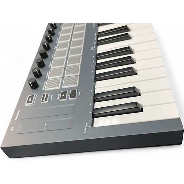 Used Novation flkey mini MIDI Controller