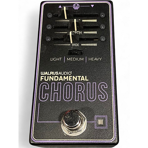 Used Walrus Audio fundamental chorus Effect Pedal