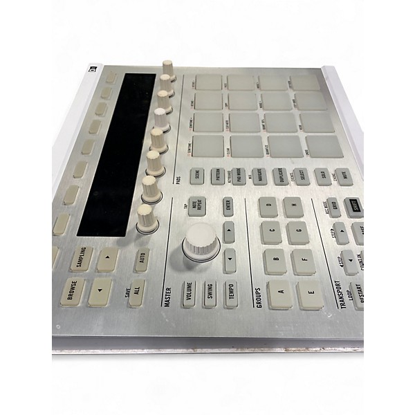 Used Native Instruments Maschine MKII MIDI Controller