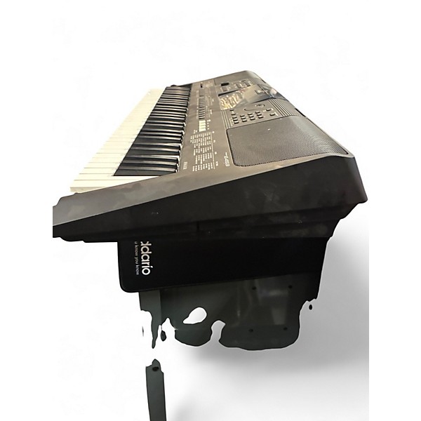 Used Yamaha PSRE453 61 Key Portable Keyboard