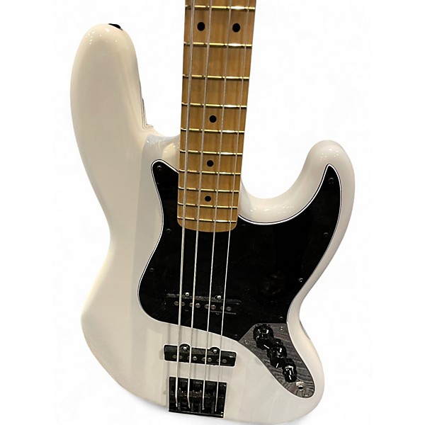 Used 2023 Fender Player Jazz Bass Polar White Electric Bass Guitar