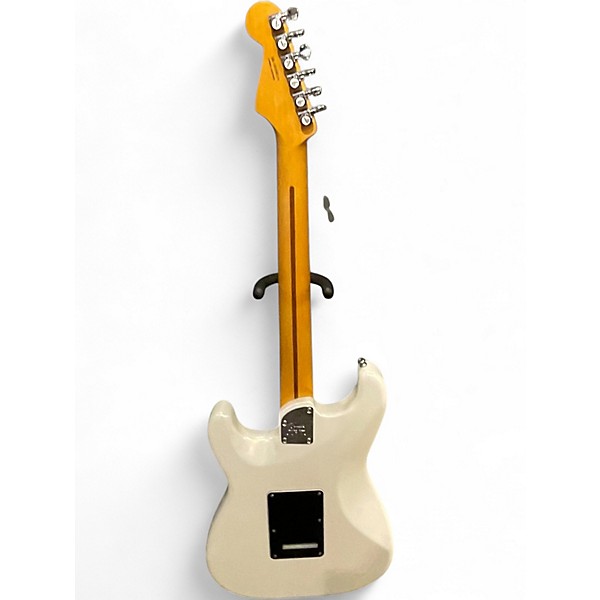 Used Fender American Ultra Stratocaster artic pearl Solid Body Electric Guitar