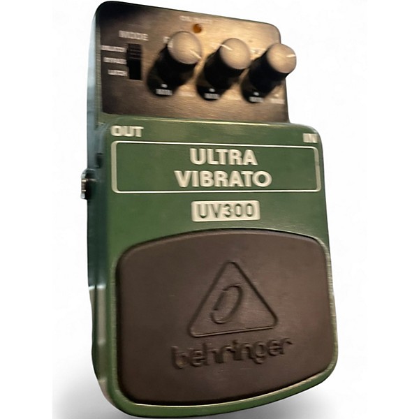 Used Behringer UV300 Ultra Vibrato Effect Pedal
