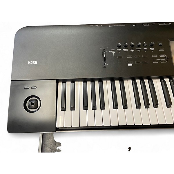 Used KORG Nautilus 73 Keyboard Workstation