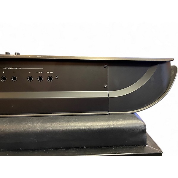 Used KORG Nautilus 73 Keyboard Workstation