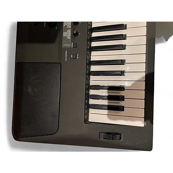 Used Yamaha PSREW400 76 Key Portable Keyboard