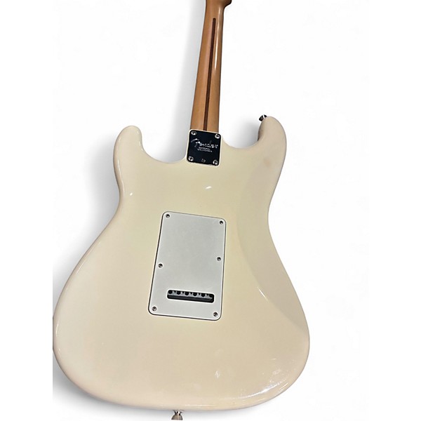 Used Fender American Professional Stratocaster SSS Classic White Solid Body Electric Guitar