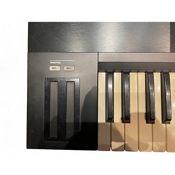 Used Native Instruments Komplete Kontrol S61 MIDI Controller