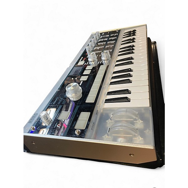 Used KORG Micro Korg 37 Key Synthesizer