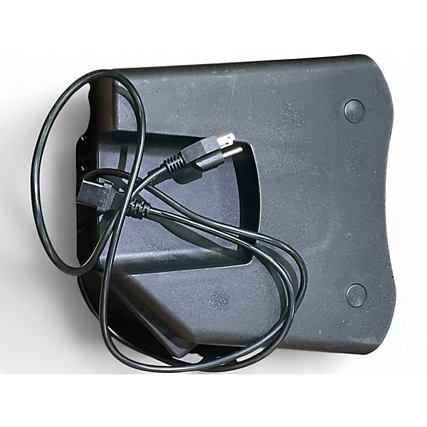 Used Harbinger VARI V2410 Powered Speaker