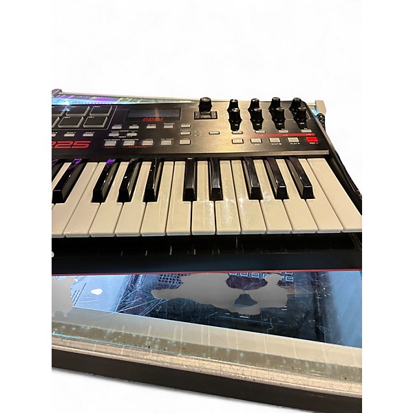 Used Akai Professional MPK225 25-Key MIDI Controller