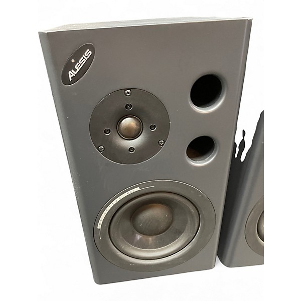 Used Alesis M1 Active Pair Powered Monitor