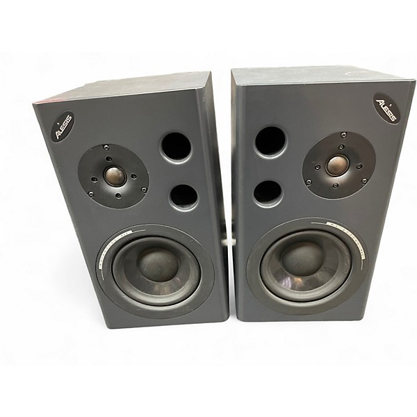 Used Alesis M1 Active Pair Powered Monitor