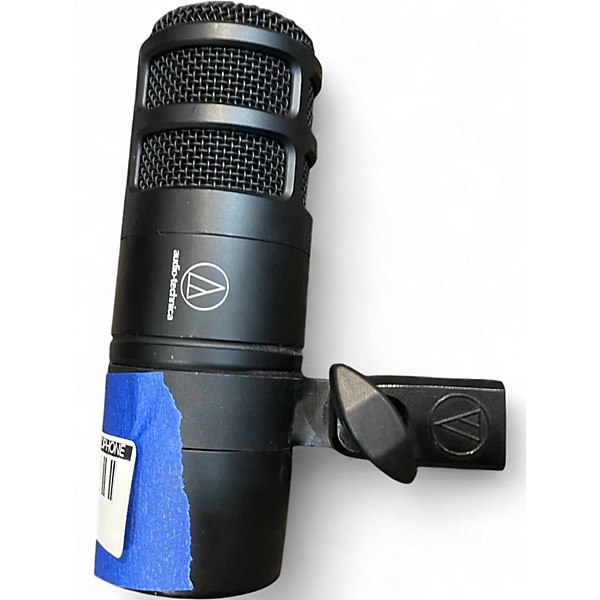 Used AKG AT2040 Dynamic Microphone