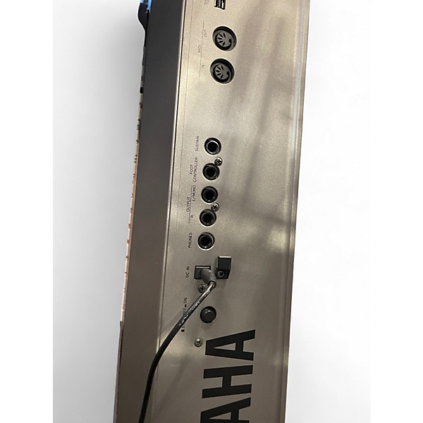 Used Yamaha MM8 88 Key Synthesizer