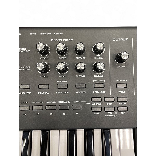 Used Moog MESSENGER Synthesizer