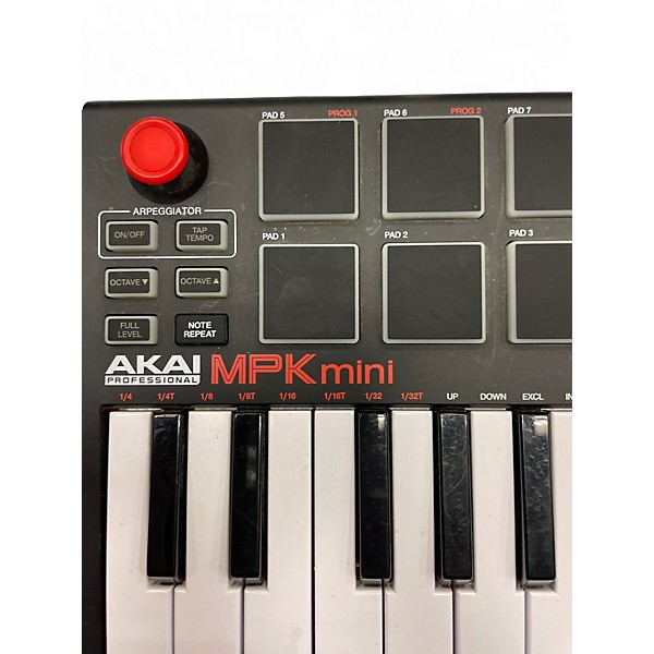 Used Akai Professional mpk mini mpk 3 MIDI Controller