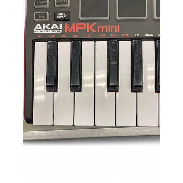 Used Akai Professional mpk mini mpk 3 MIDI Controller