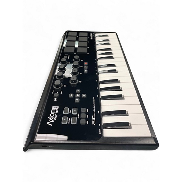 Used M-Audio Axiom Air Mini 32 MIDI Controller