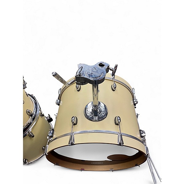 Used Gretsch Drums 4 Piece Catalina Club Series white chocolate Drum Kit