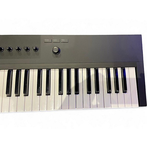 Used Native Instruments Komplete Kontrol A61 MIDI Controller