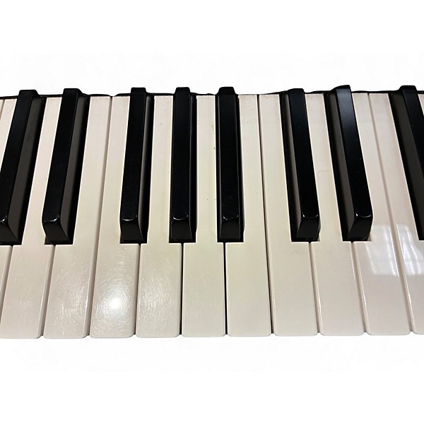 Used Yamaha MX88