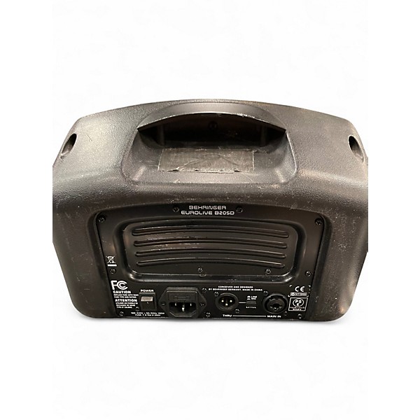 Used Behringer eurolive b205d Powered Speaker