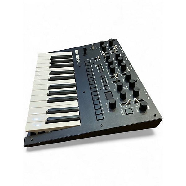 Used KORG MONOLOGUE Synthesizer