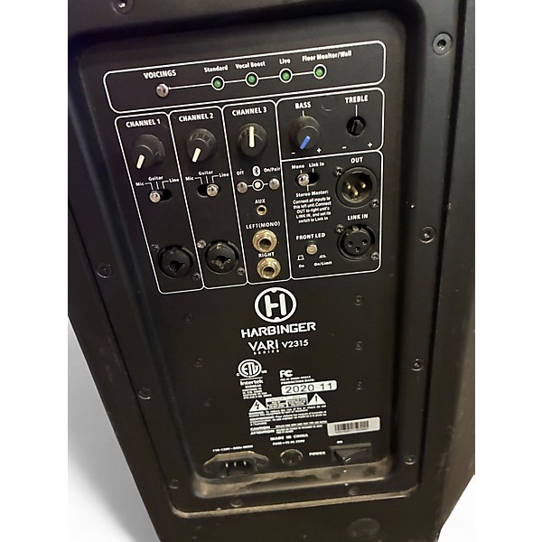 Used Harbinger VARI V2315 Powered Speaker