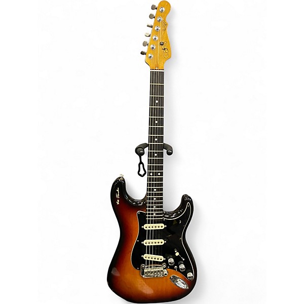 Used G&L S500 Leo Fender Signature 3 Color Sunburst Solid Body Electric Guitar