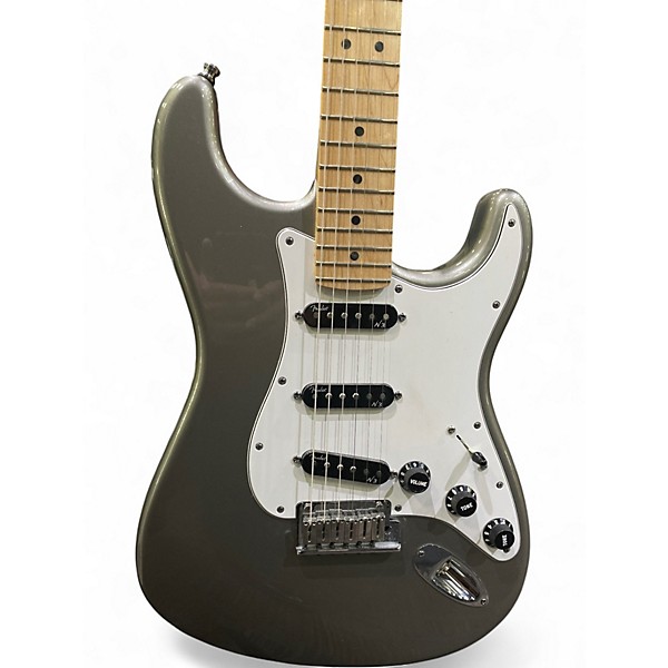 Used Fender American Deluxe Stratocaster Gray Solid Body Electric Guitar