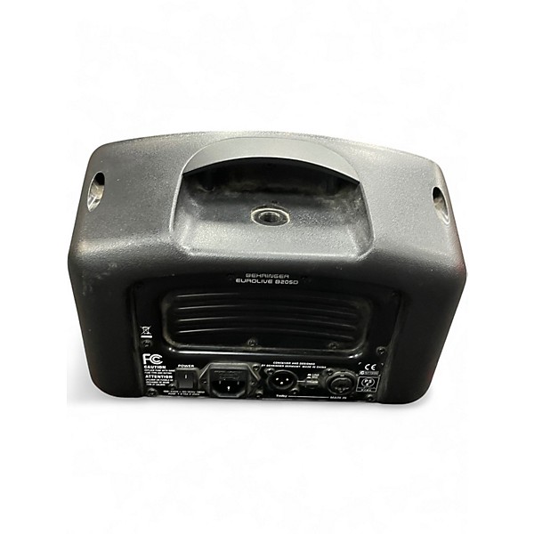 Used Behringer EUROLIVE B205D Powered Monitor