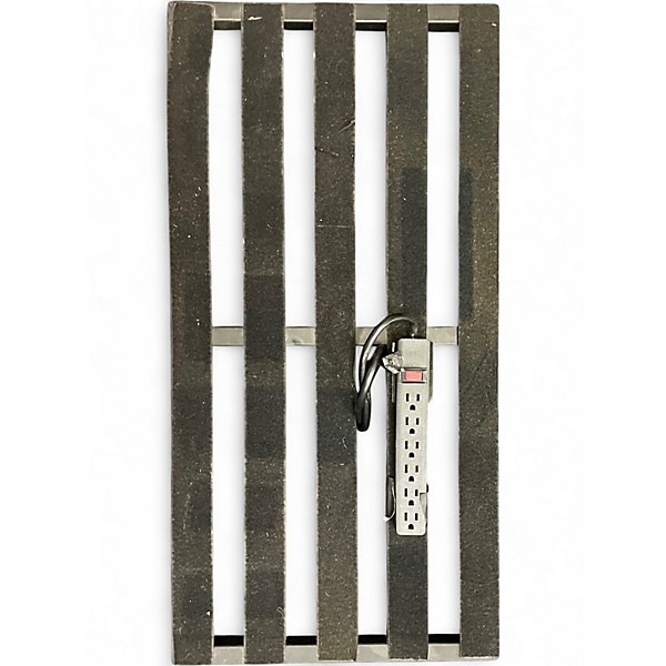 Used Pedaltrain pedaltrain pro with wheeled case Pedal Board