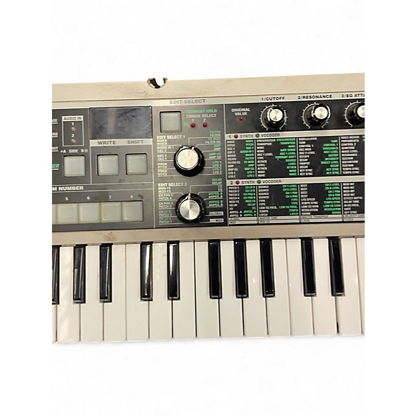 Used KORG MICROKORG Synthesizer