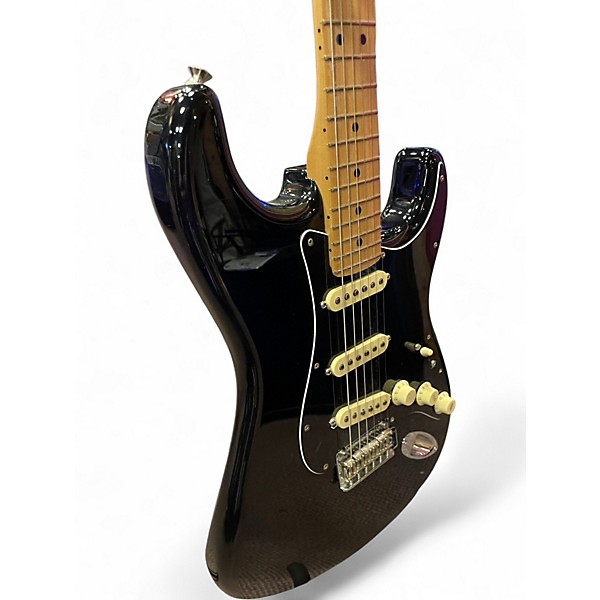 Used Fender special edition player startocaster Black Solid Body Electric Guitar