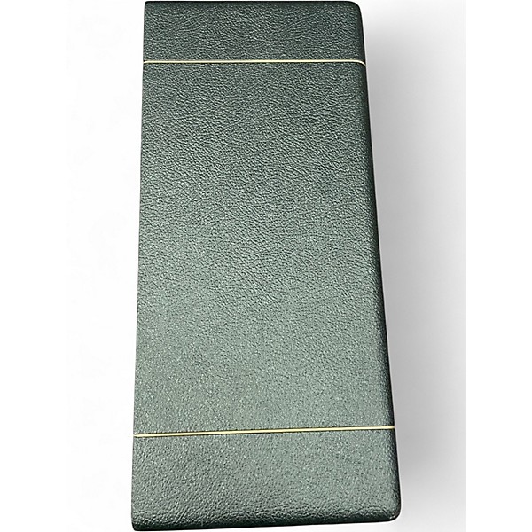 Used Marshall SV212 140W 2X12 Guitar Cabinet