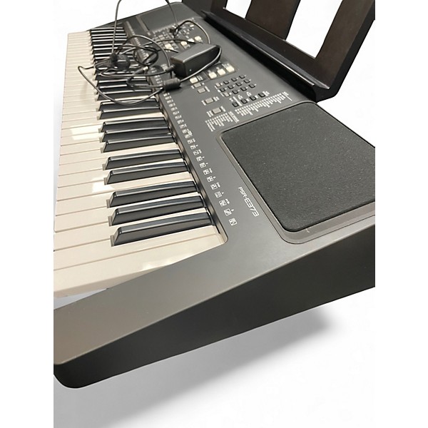 Used Yamaha PSR-E373