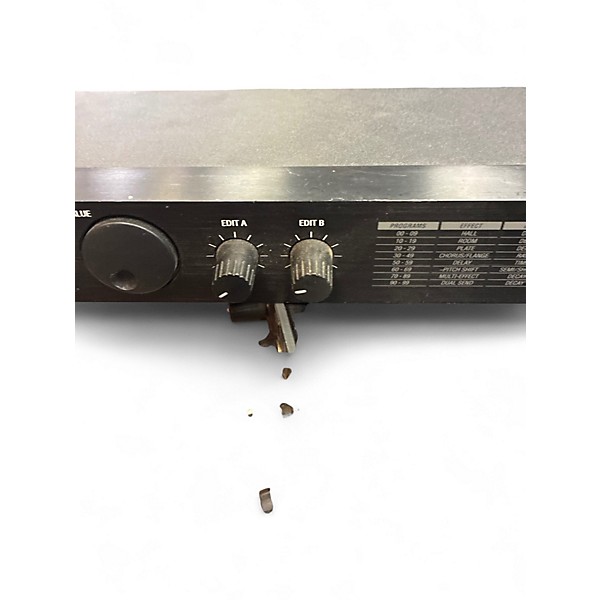 Used Alesis microverb 4 Compressor