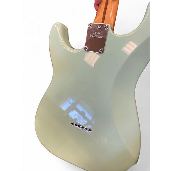 Used Fender Fender Limited Edition Tom DeLonge Signature Stratocaster Surf Green Solid Body Electric Guitar