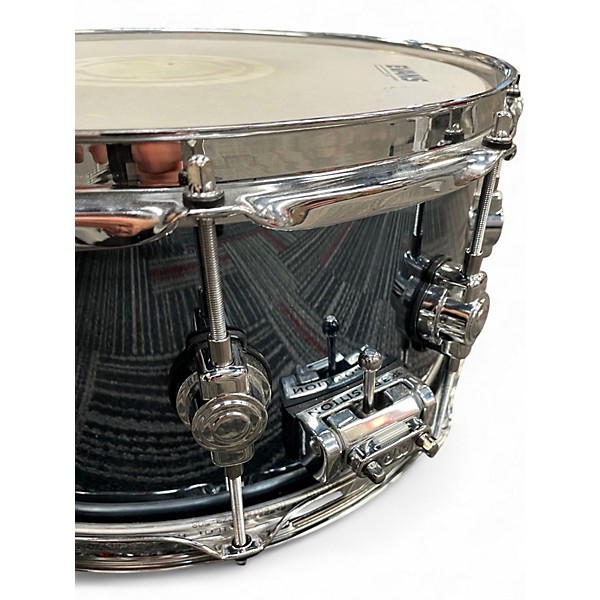 Used DW 14X6.5 Performance Series Birch Snare Metallic Chrome Drum