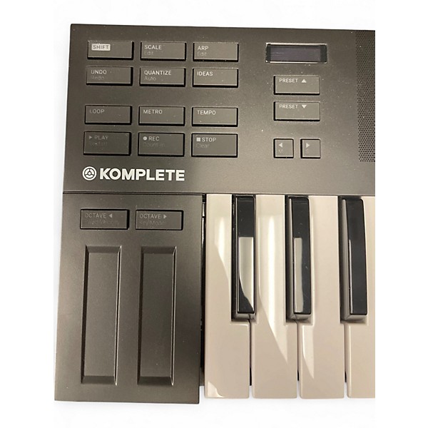 Used Native Instruments KOMPLETE KONTROL M32 MIDI Controller