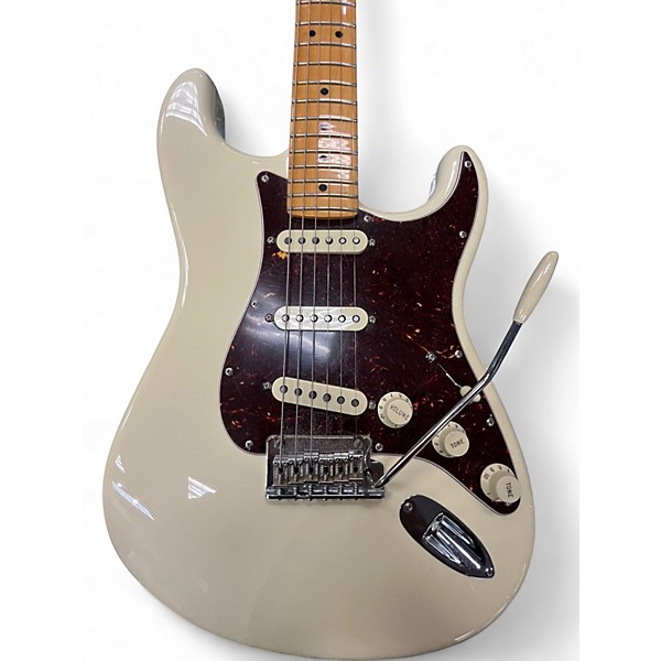 Used Fender American Professional II Stratocaster White Solid Body Electric Guitar