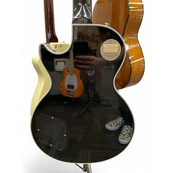 Used Gibson Les Paul Custom Black Solid Body Electric Guitar