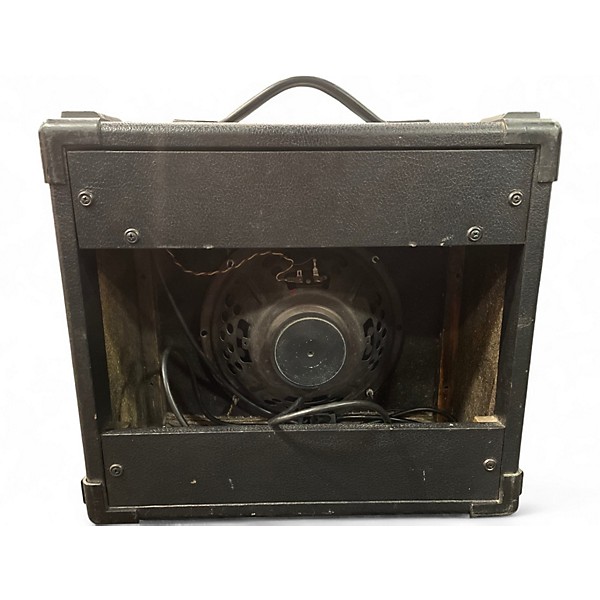 Used Rickenbacker R7  Guitar Combo Amp