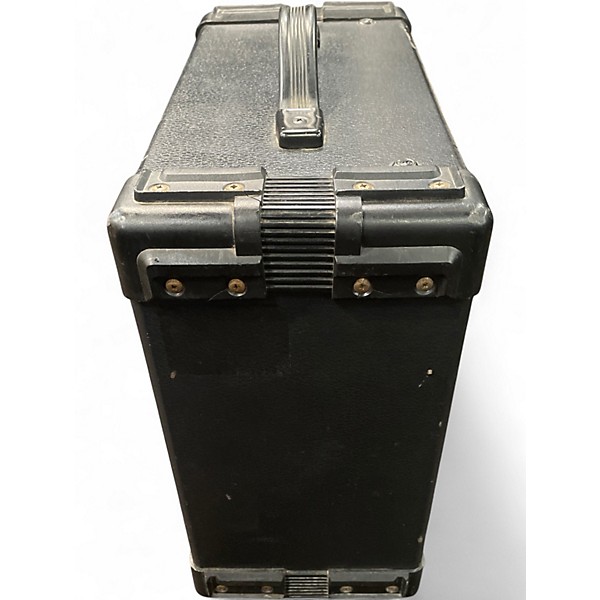 Used Rickenbacker R7  Guitar Combo Amp