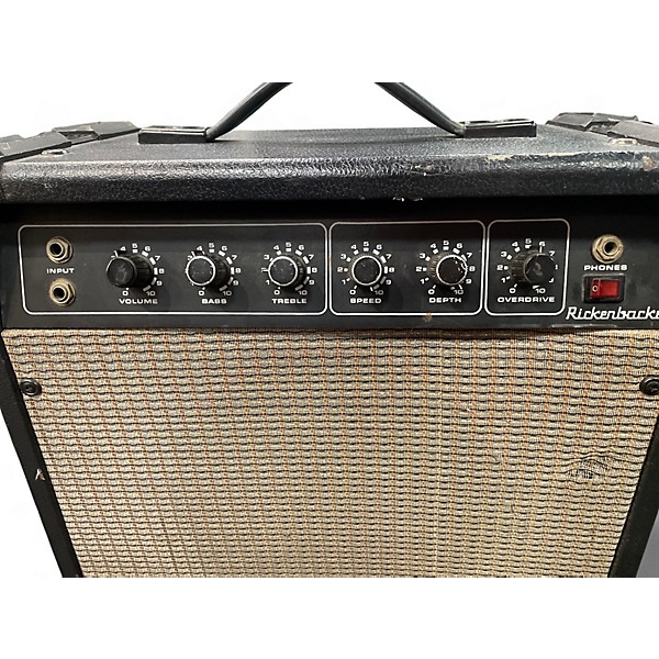 Used Rickenbacker R7  Guitar Combo Amp